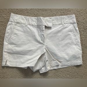 🌟2 for $10- NWOT cream boat shorts